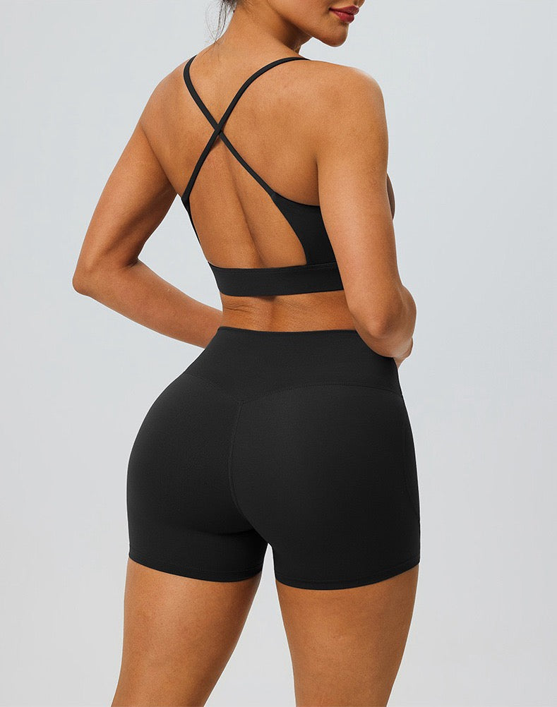 summer workout outfit women