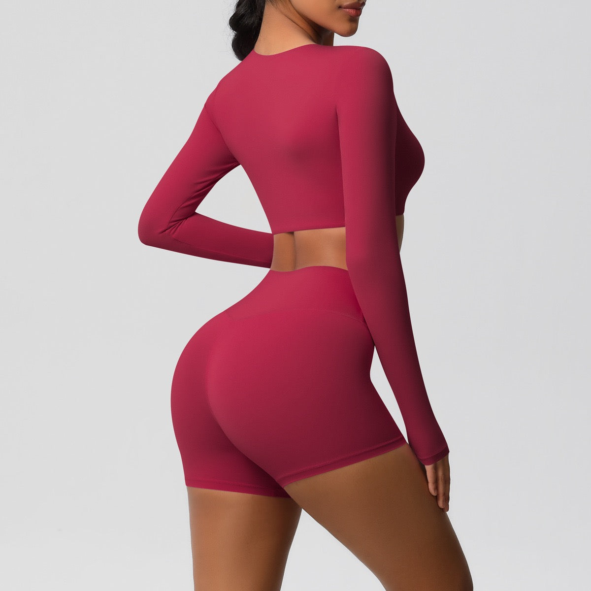 versatile long sleeve crop top for everyday wear and training