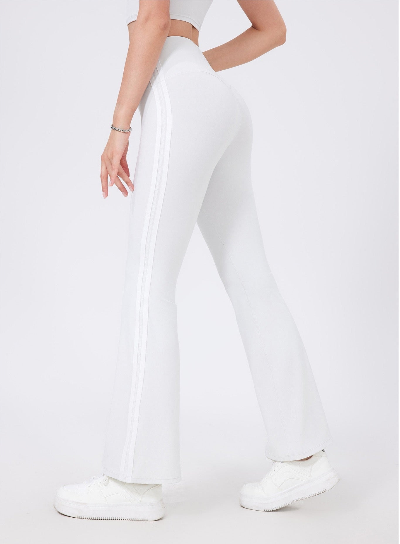 white yoga flare leggings