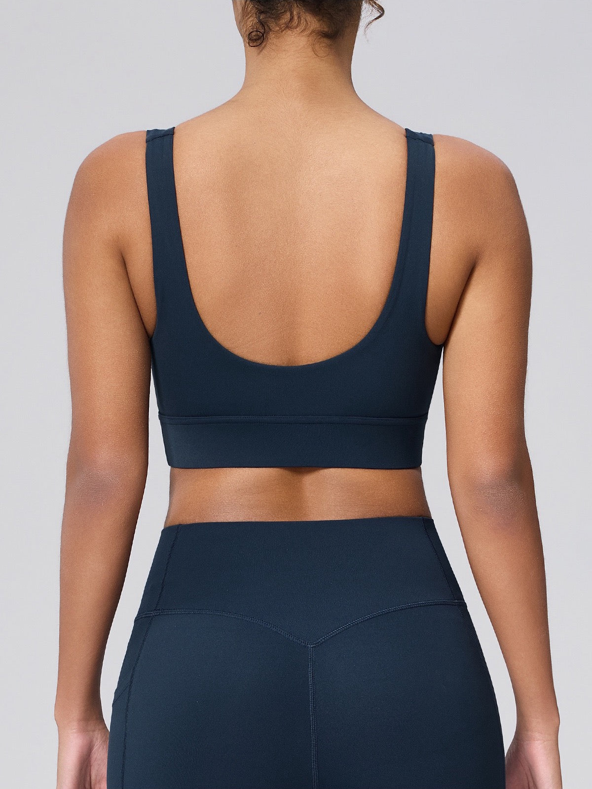 wide band sports bra for women