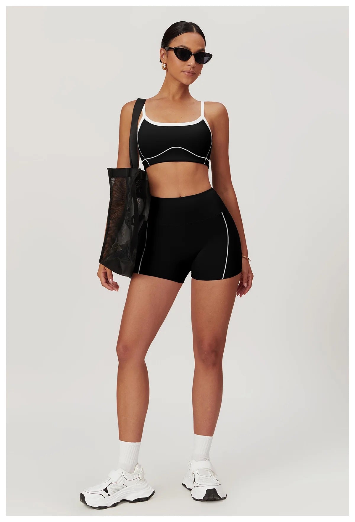 Wave Essential Sports Bra & High-Waist Shorts Set – Black