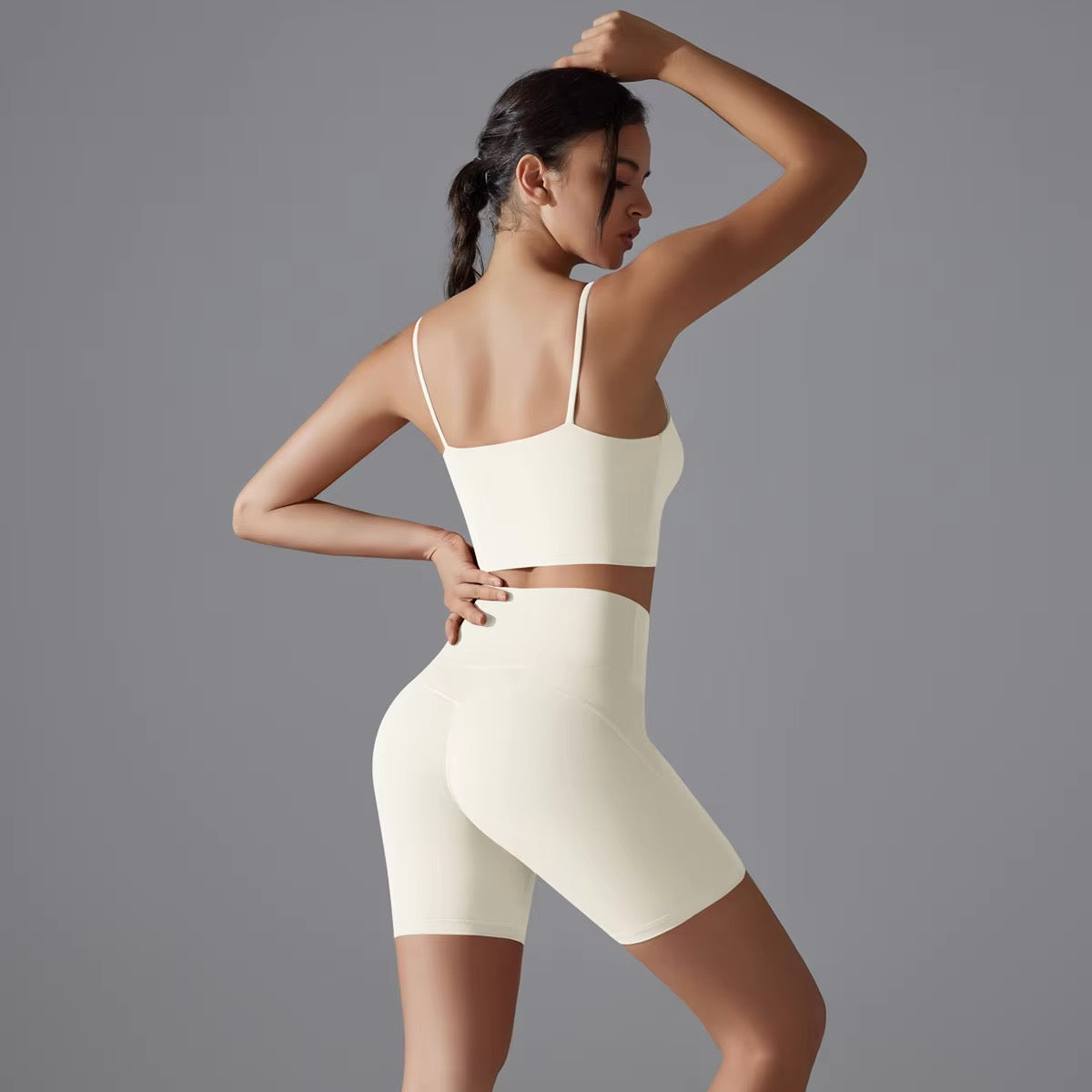 Seamless Crop Top & Biker Shorts Set - Ivory