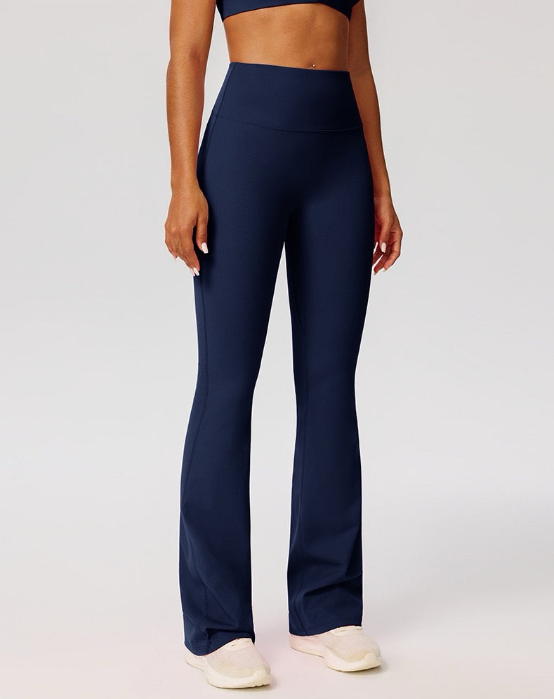 women scrunch bootcut yoga pants