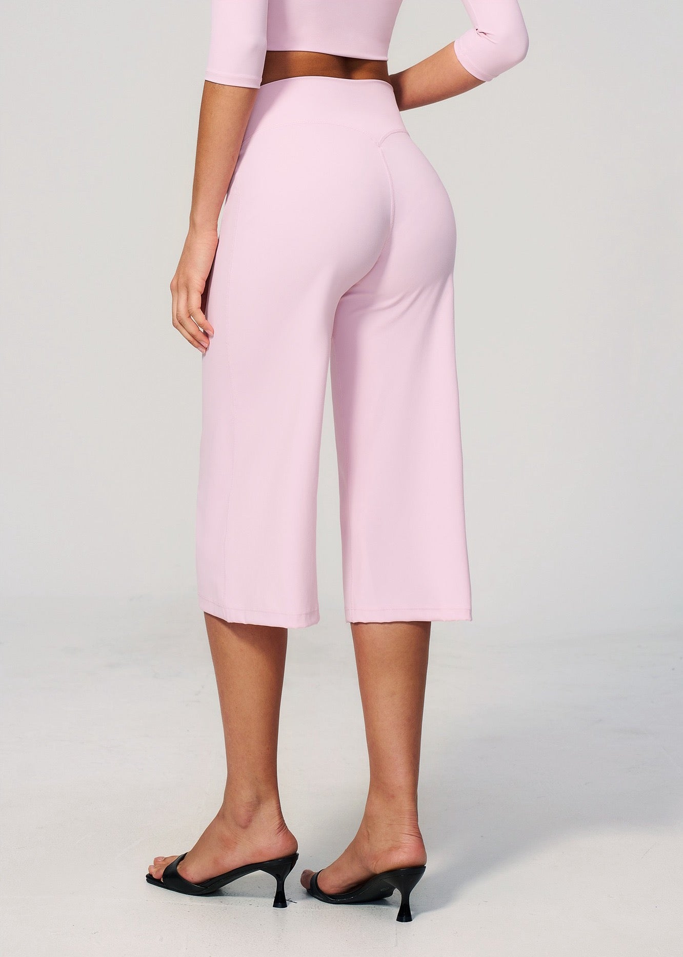 pink cropped wide leg pants 