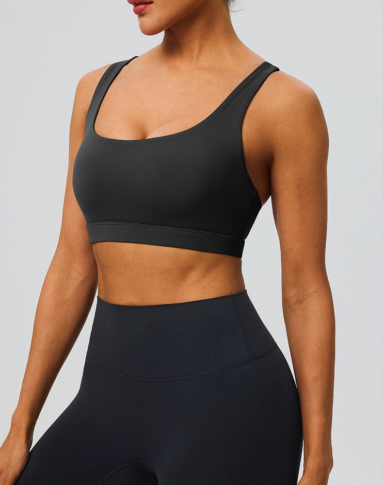 black workout bra for running support
