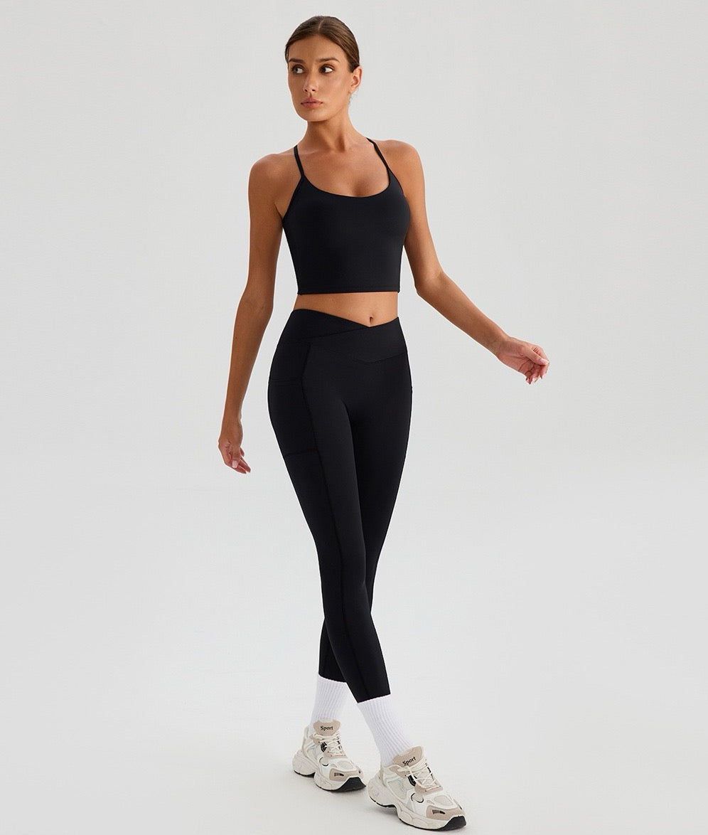 black workout leggings that don't roll down
