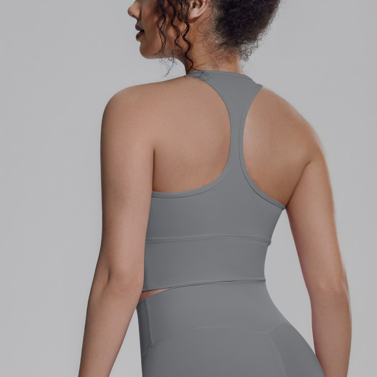 workout outfit grey aesthetic